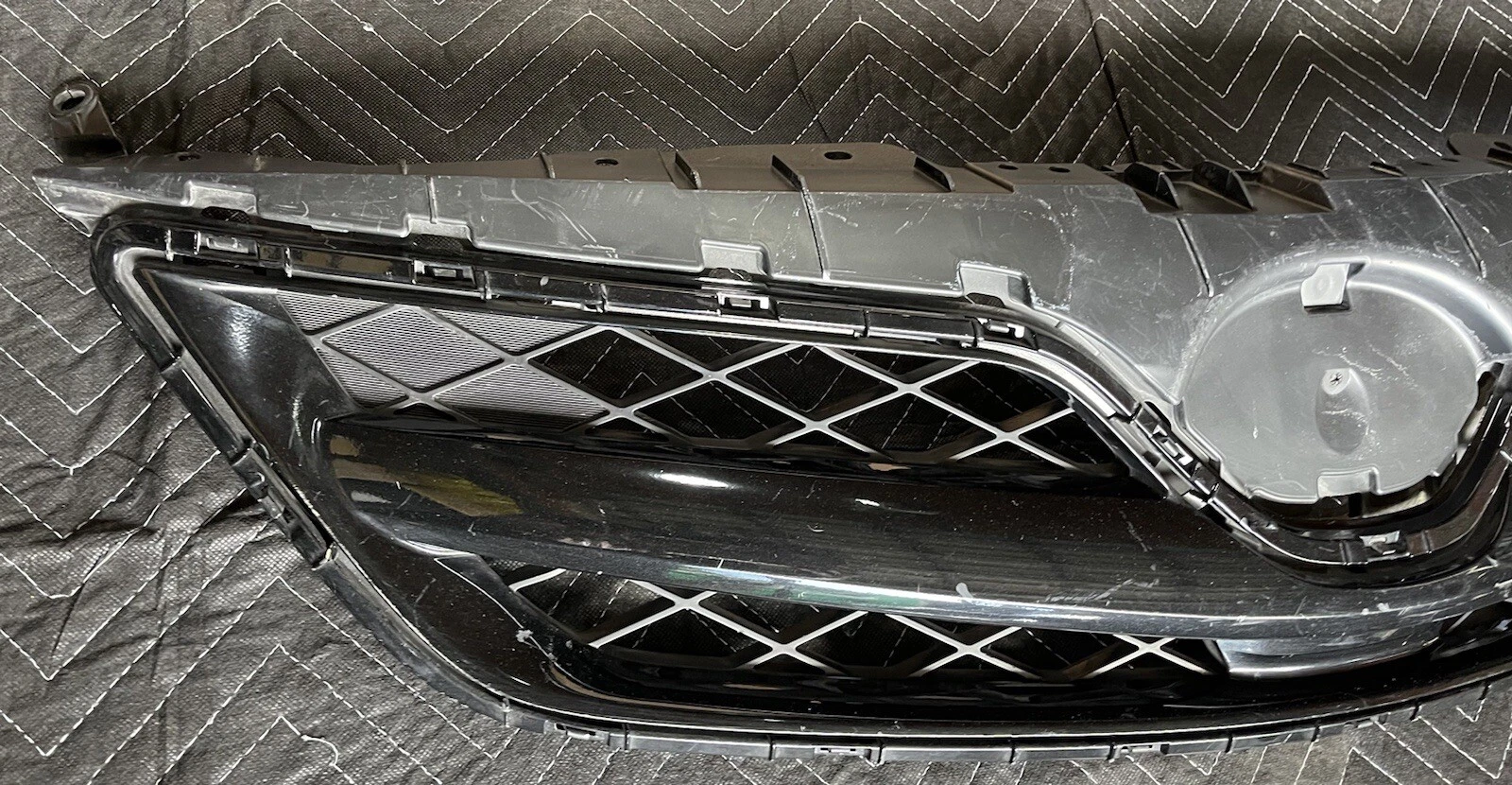 2011 2012 2013 TOYOTA COROLLA GRILLE FRONT UPPER GRILL BLACK 53114-02210 OEM - Image 2