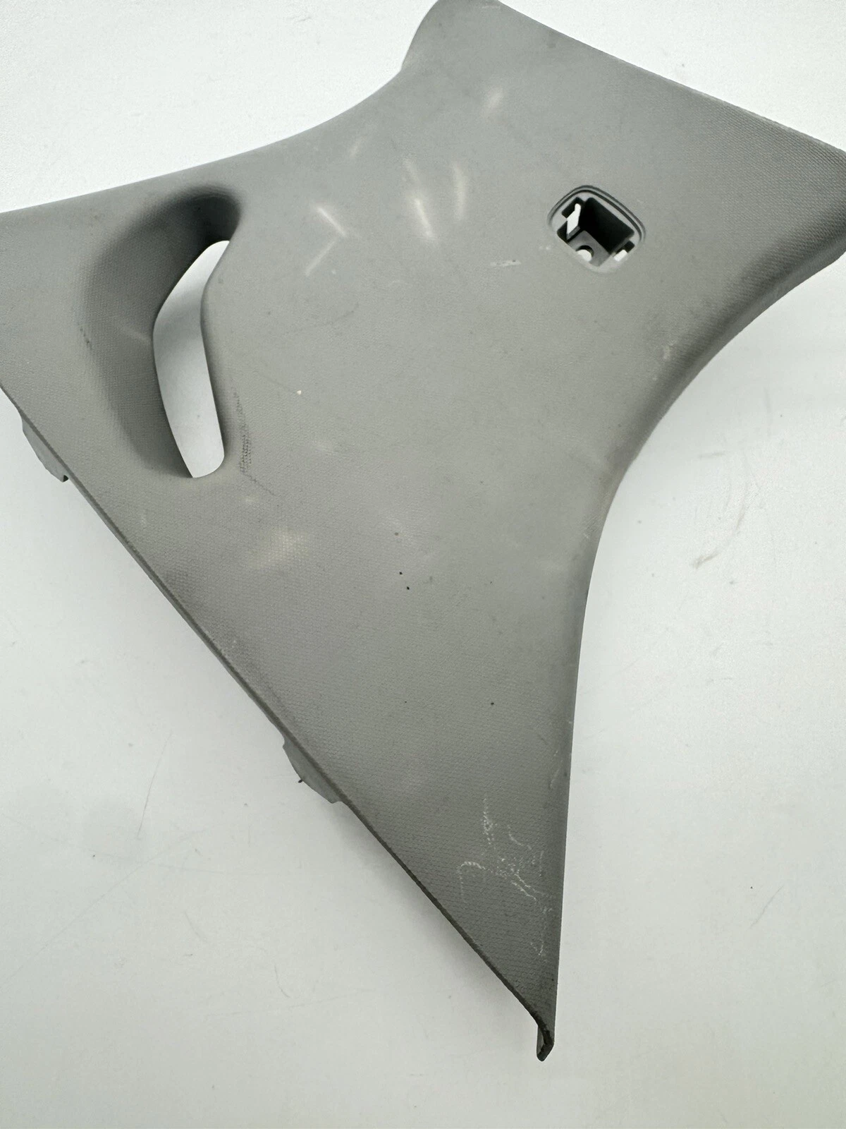 2016 - 2022 Rear Right Quarter Upper Trim Panel 2021 Chevrolet Spark 95408363 - Image 7