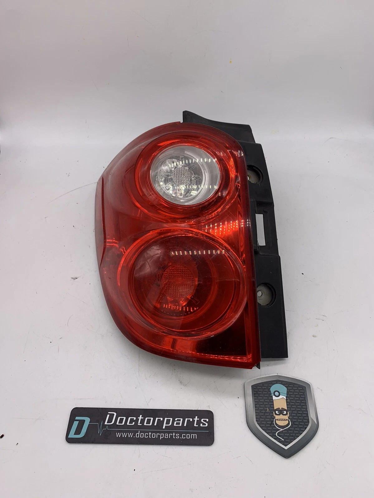 2010-2013 Chevrolet Equinox Tail Light OEM LH DRIVER SIDE LEFT