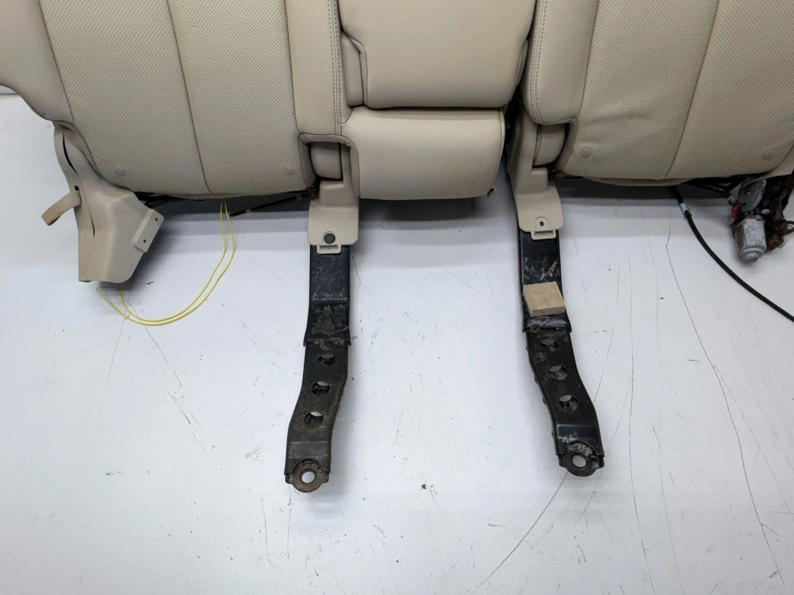 2018-2024 NISSAN MURANO REAR 2ND ROW UPPER CUSHION SEAT OEM - Image 5