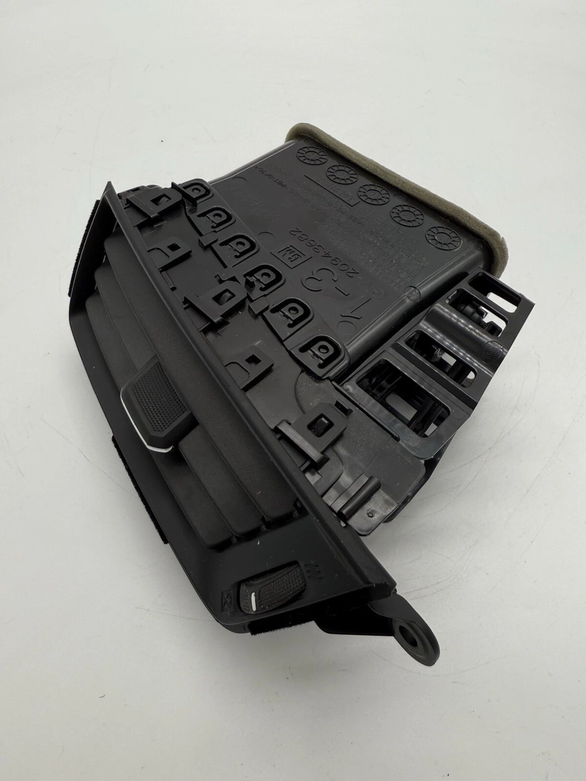 2014-2018 CHEVROLET SILVERADO GMC SIERRA RIGHT DASH AIR VENT 20943682 OEM - Image 11