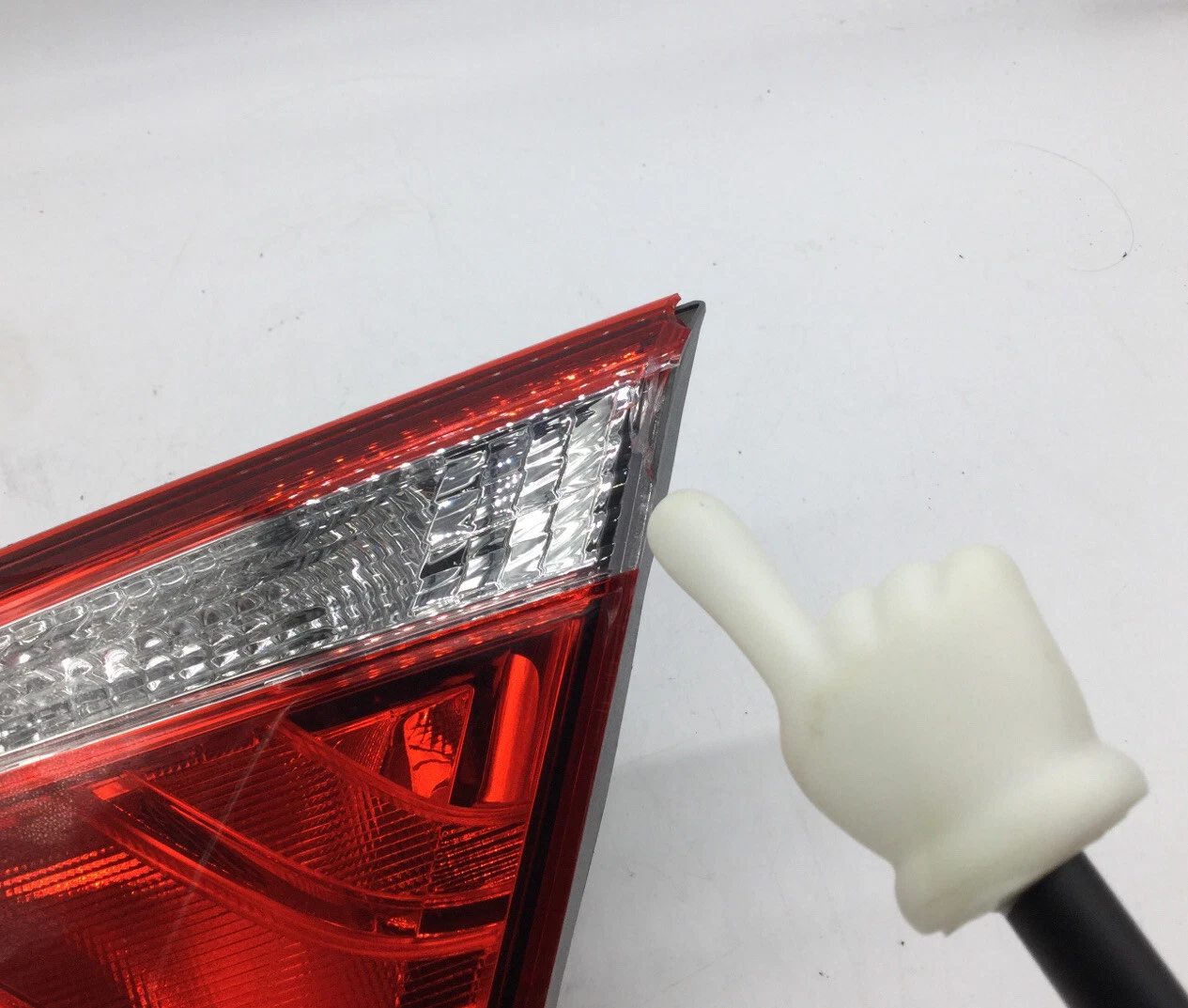 2015 2017 TOYOTA CAMRY REAR INNER TAILLIGHT RIGHT PASSENGER SIDE USED OEM 945235 - Image 8