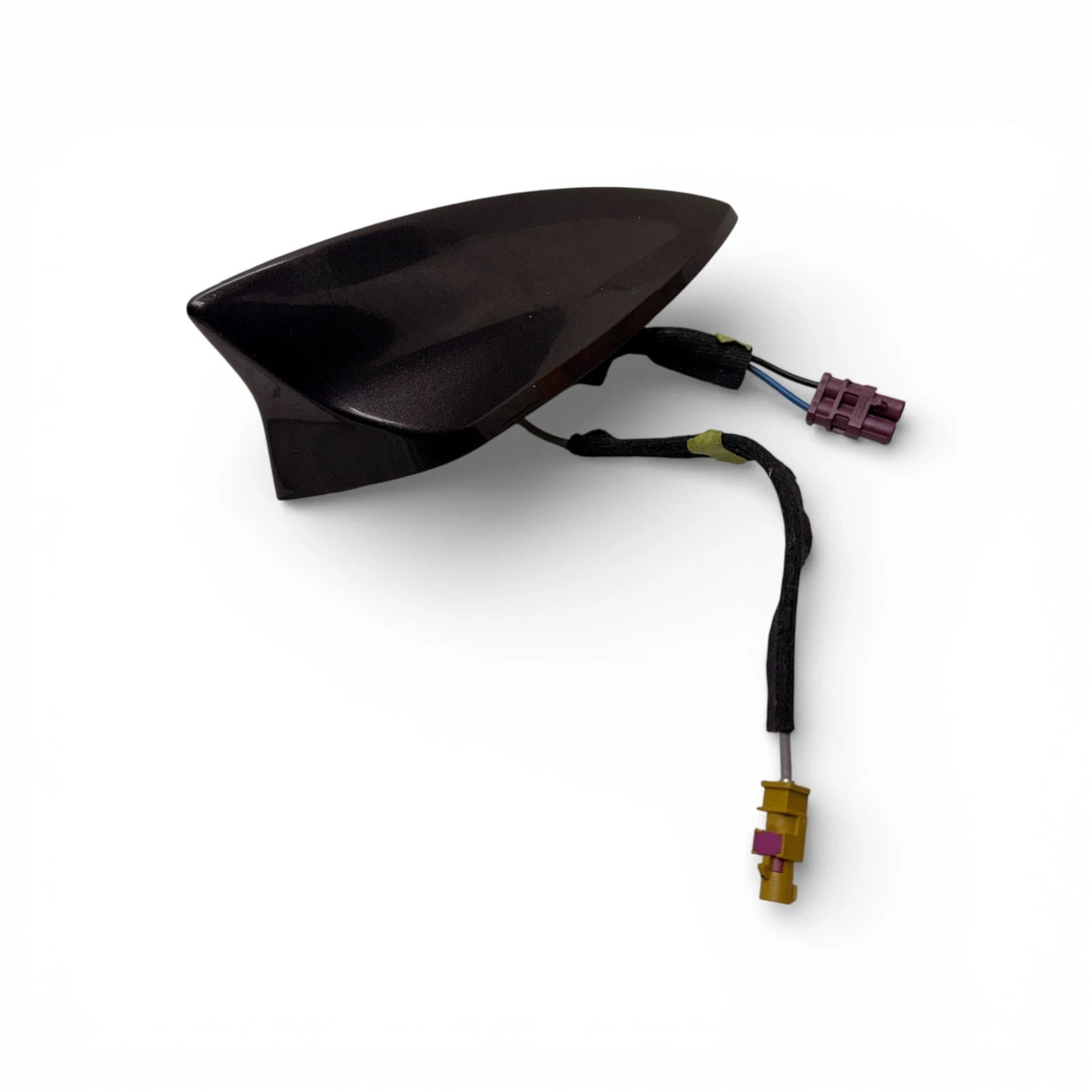 2016-2019 Chevrolet Cruze Rear Roof Mounted Antenna Shark Fin OEM, 39051226 - Image 6