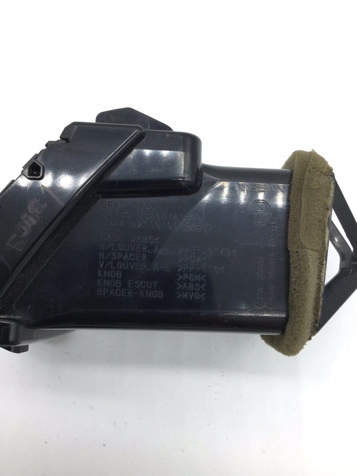OEM 2007 - 2012 NISSAN VERSA LEFT DRIVER SIDE DASH AC VENT GRILL E678-5162Q100 - Image 4