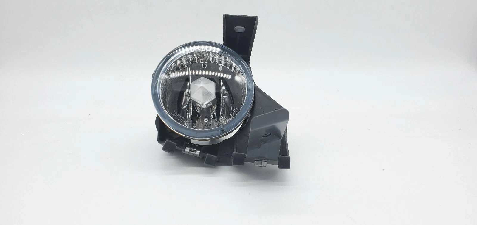 Depo 320-2003R-AS Passenger Side Replacement Fog Light For Subaru Impreza