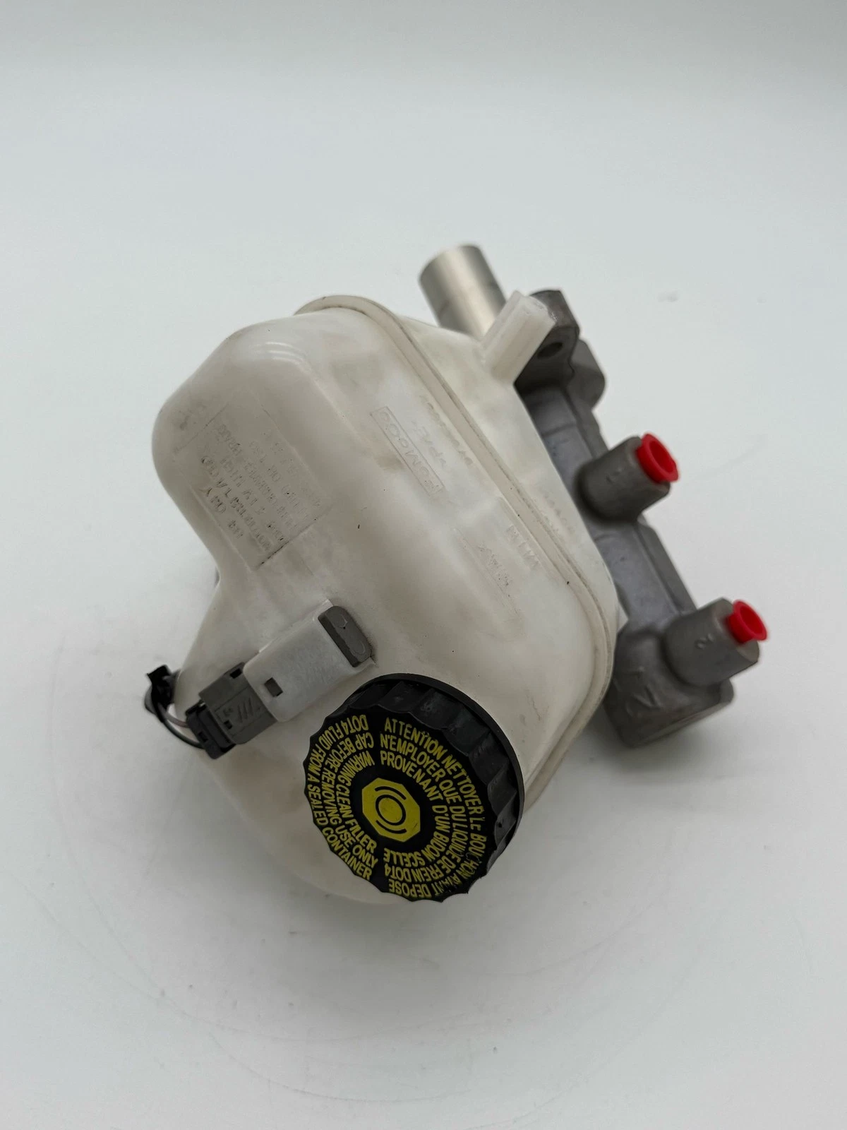 2019-2021 FORD RANGER BRAKE MASTER CYLINDER W/RESERVOIR OEM - Image 4