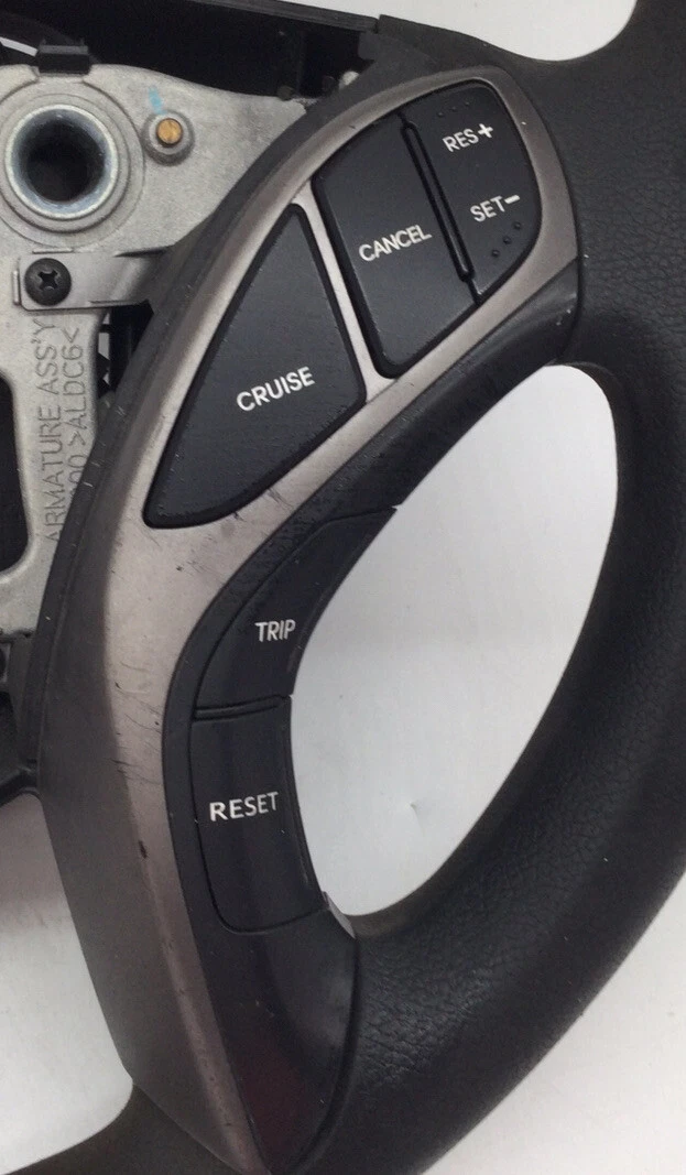 2013 HYUNDAI ELANTRA STEERING WHEEL W/CRUISE CONTROL & AUDIO USED OEM - Image 4
