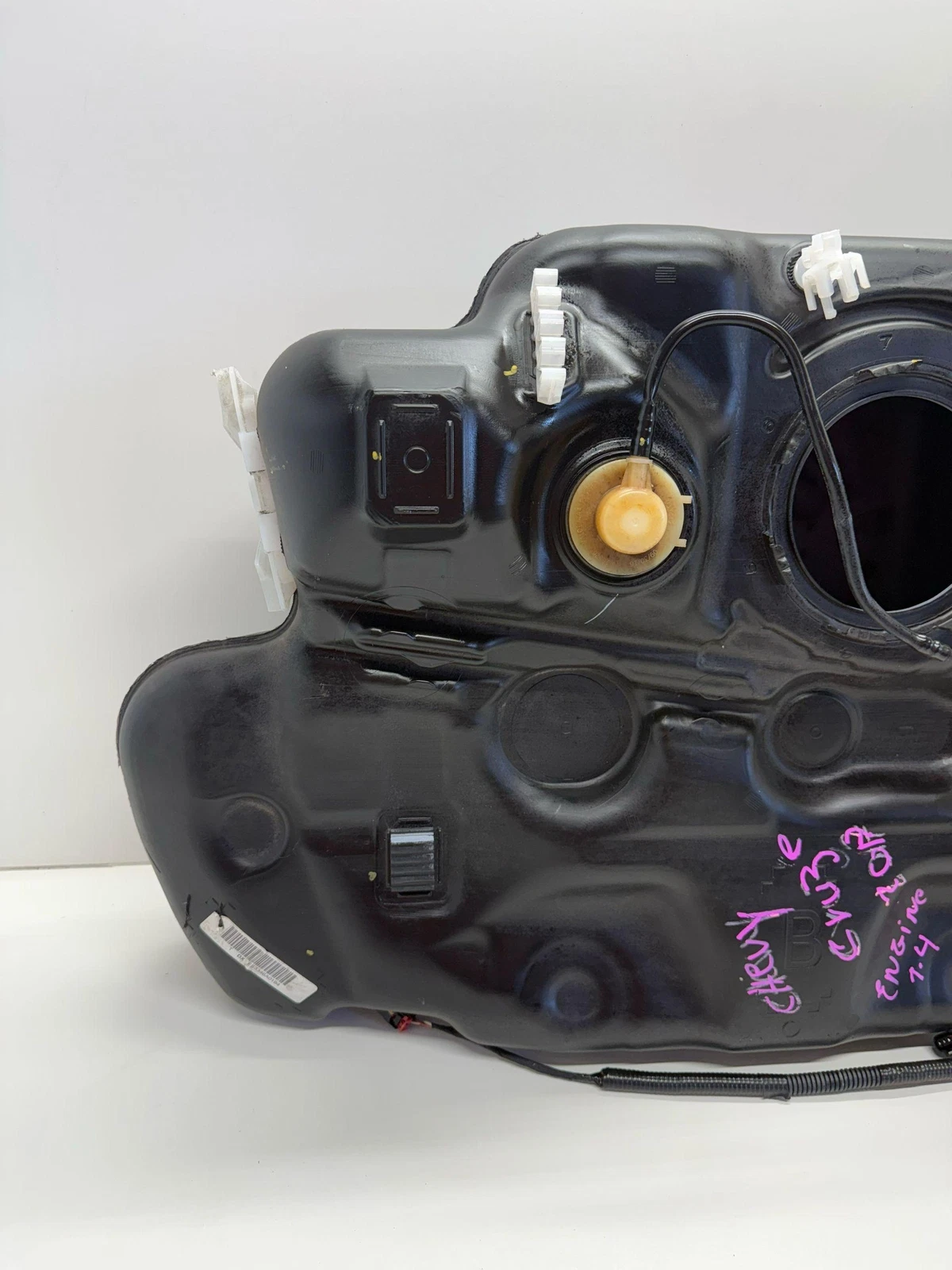 2016-2019 CHEVROLET CRUZE FUEL TANK 13 GALLON 39007284 - Image 2