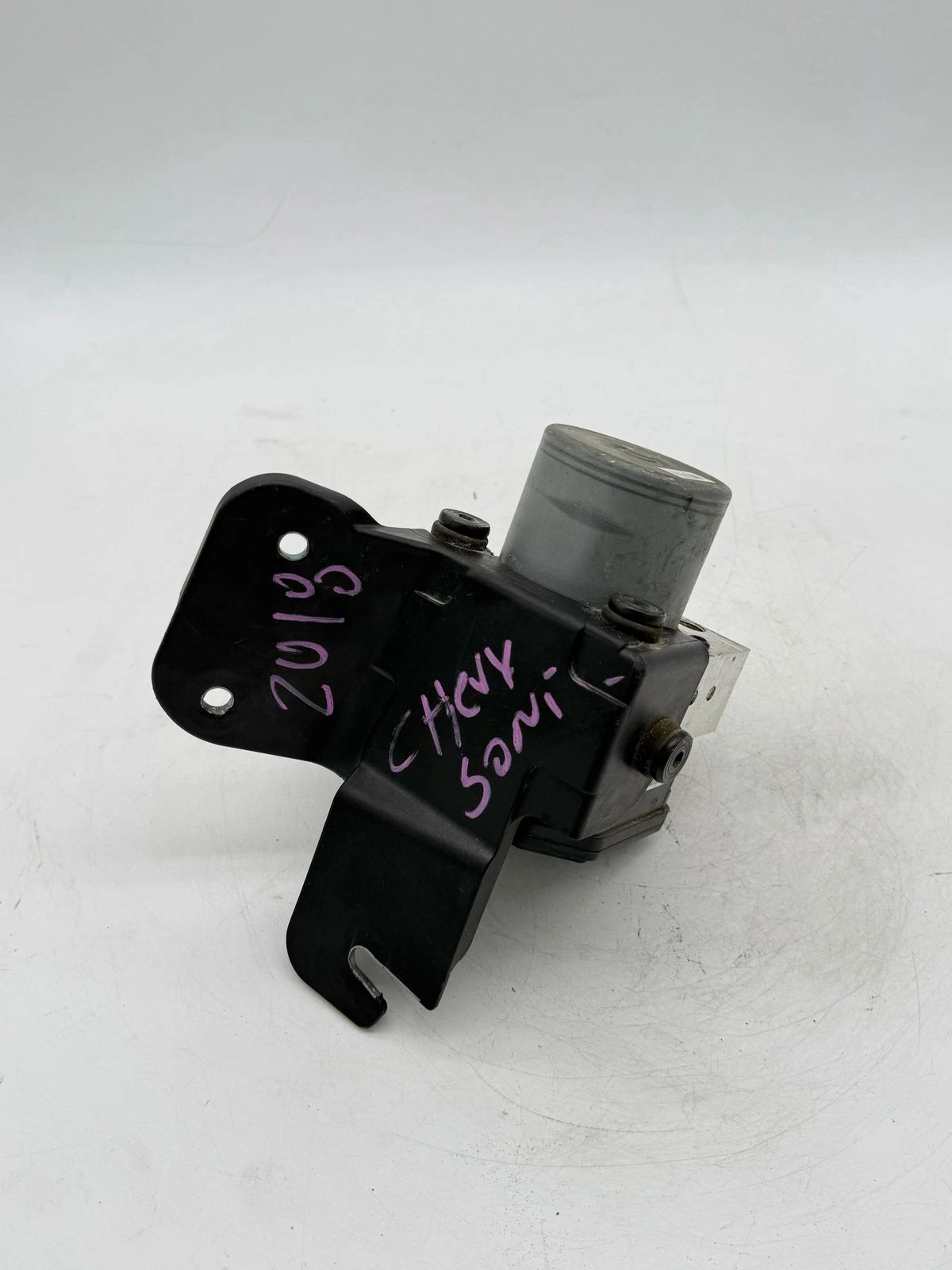 2017-2019 CHEVY SONIC ABS ANTI LOCK BRAKE ASSEMBLY ABS OEM 42573471 - Image 6