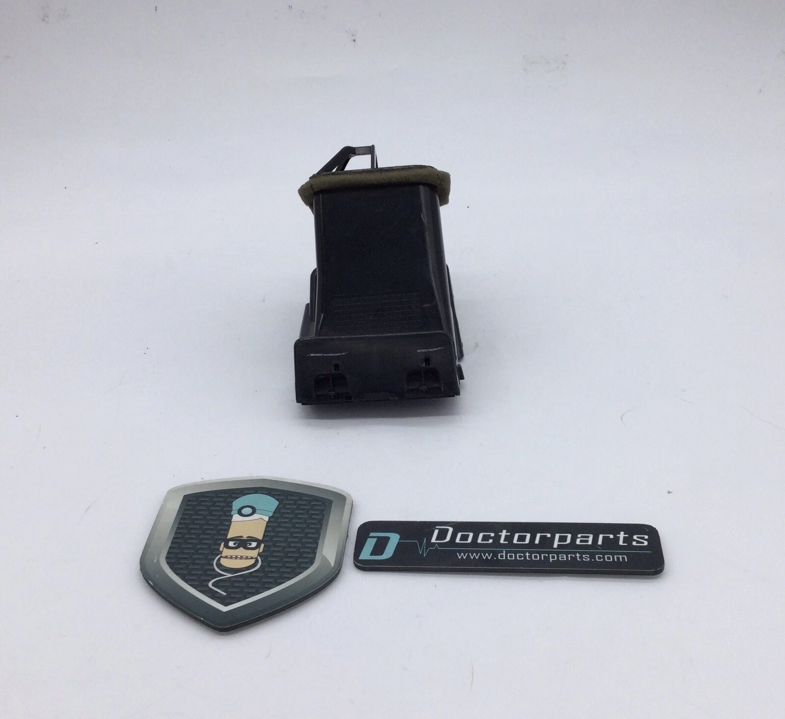 OEM 2007 - 2012 NISSAN VERSA LEFT DRIVER SIDE DASH AC VENT GRILL E678-5162Q100 - Image 3