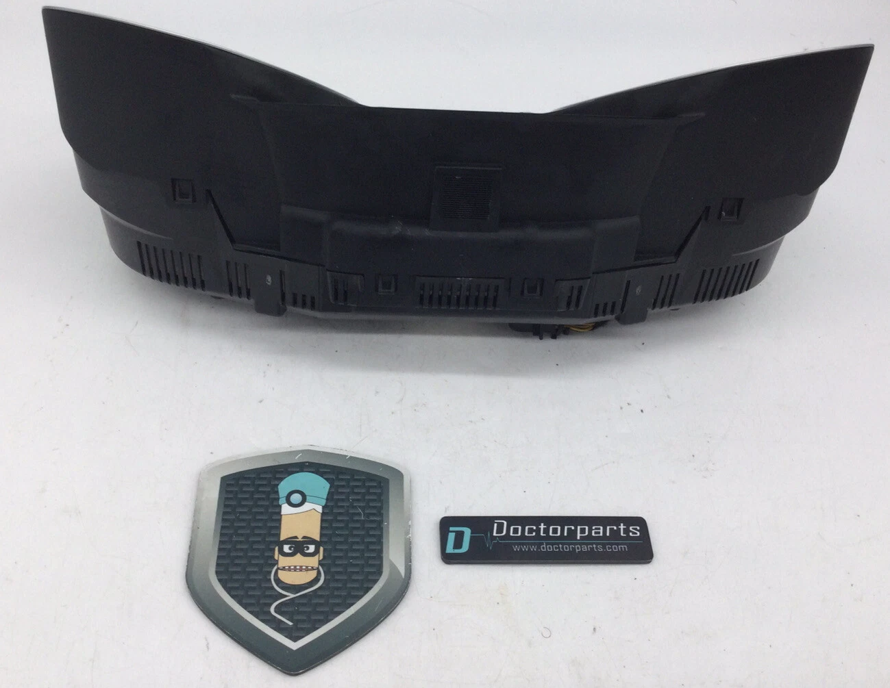 2016-2018 FORD FOCUS SPEEDOMETER INSTRUMENT CLUSTER GAUGES USED OEM - Image 2