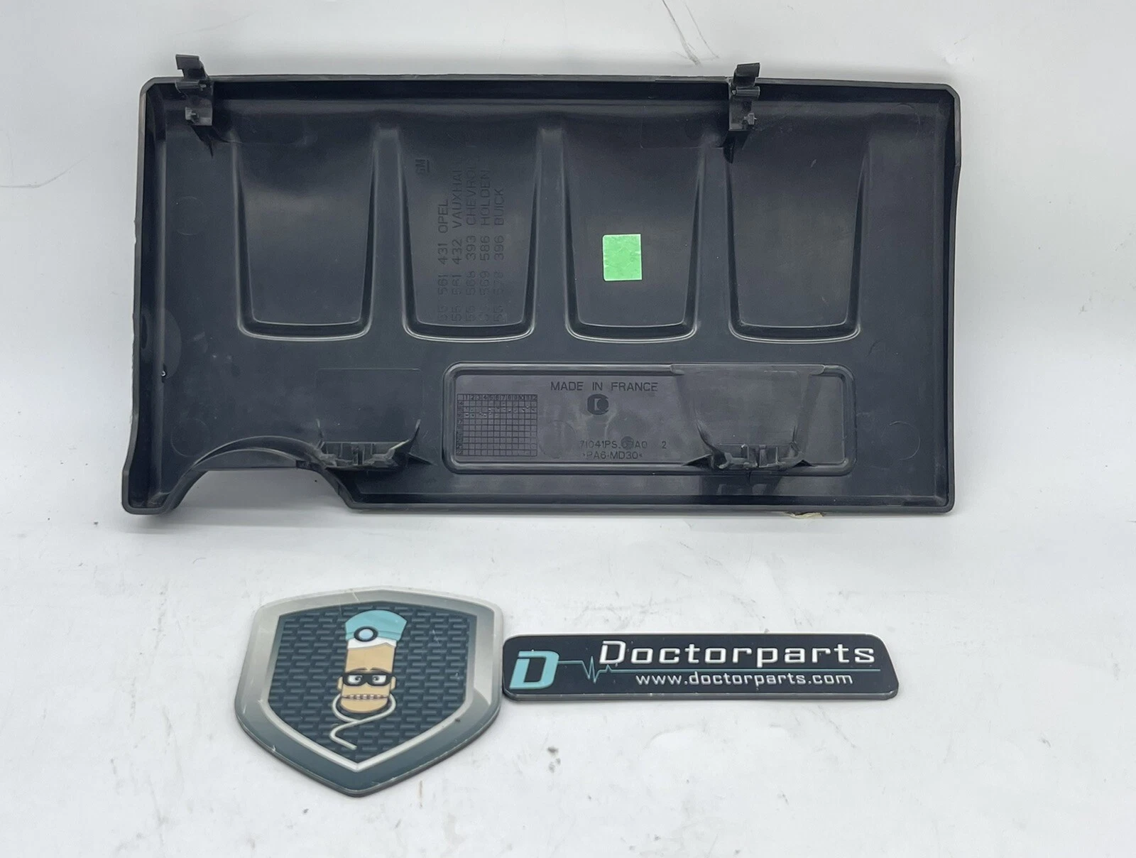 CHEVY CRUZE 2011-2014 Used Original Engine Cover 1.4L 55 561 432 OEM - Image 2