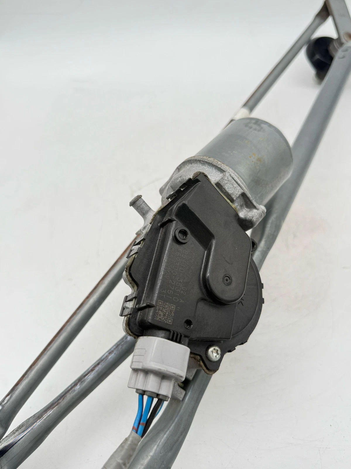 2010 - 2024 TOYOTA 4RUNNER WINDSHIELD WIPER TRANSMISSION LINKAGE MOTOR OEM - Image 8