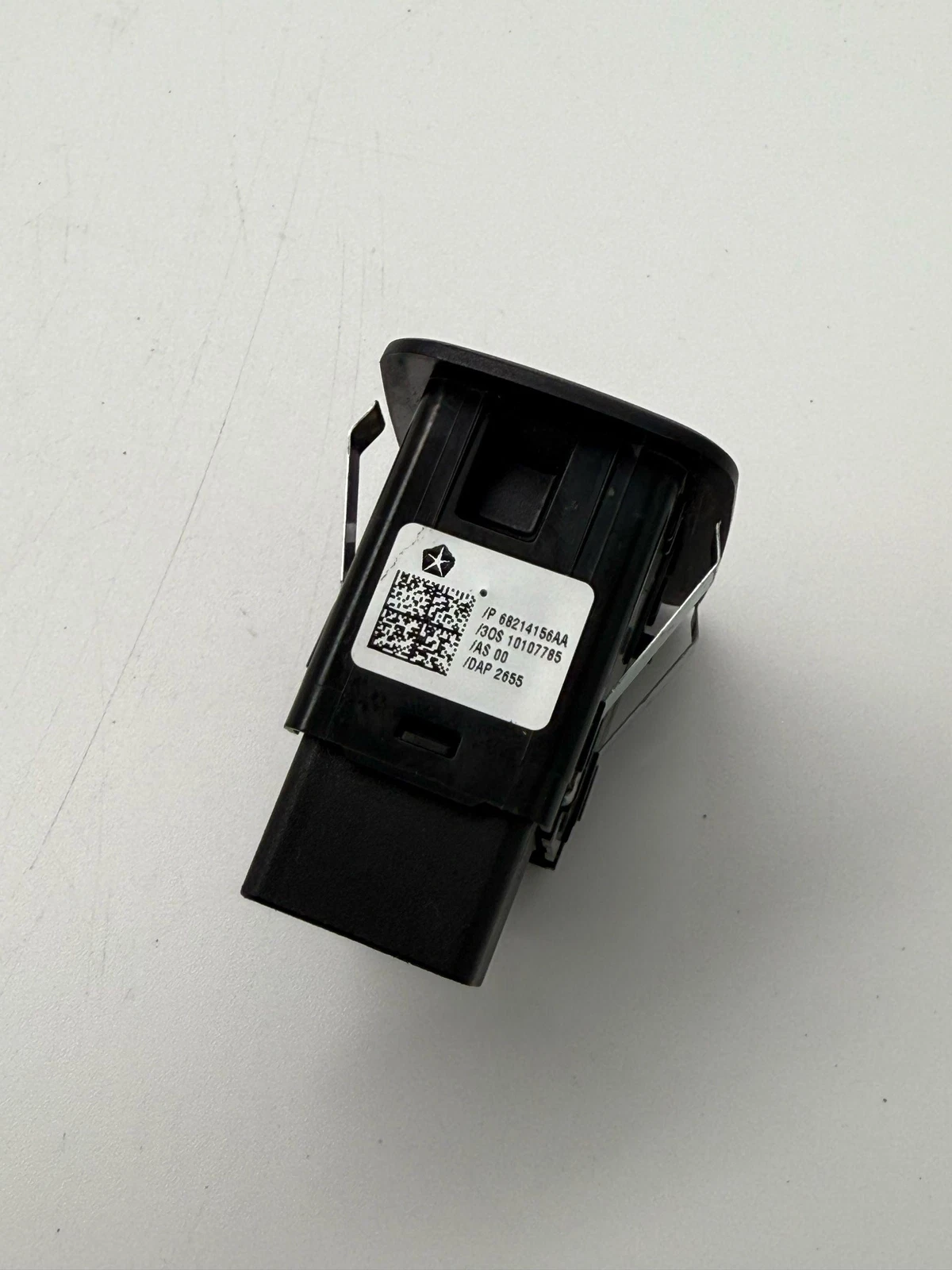 2014-2019 JEEP CHEROKEE RIGHT WINDOW SWITCH OEM 68214156AA - Image 3