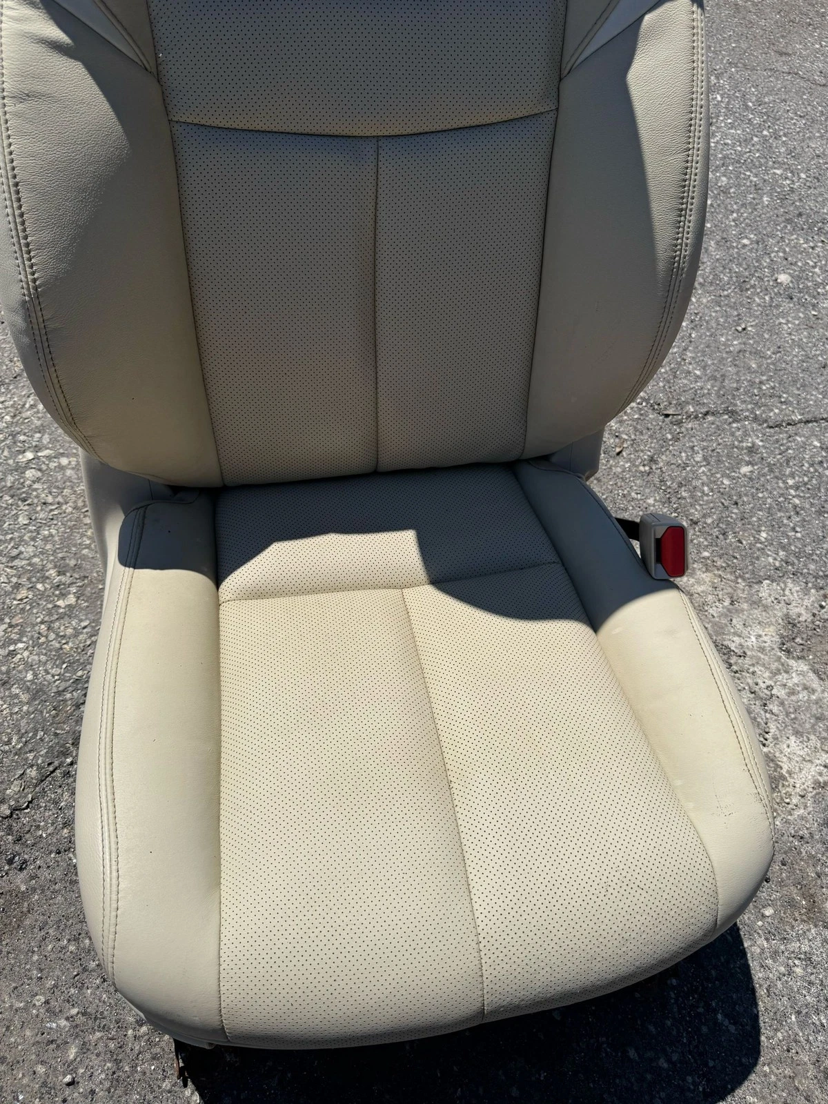 2018 - 2024 NISSAN MURANO FRONT RH PASSENGER SEAT BEIGE LEATHER ASSEMBLY - Image 4