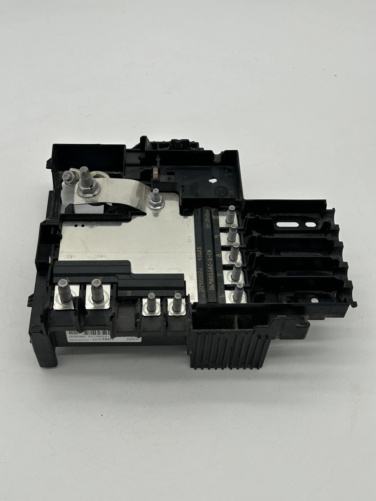 2023 BUICK ENCORE GX 1.2L BATTERY MOUNTED FUSE BLOCK 362067 OEM - Image 5