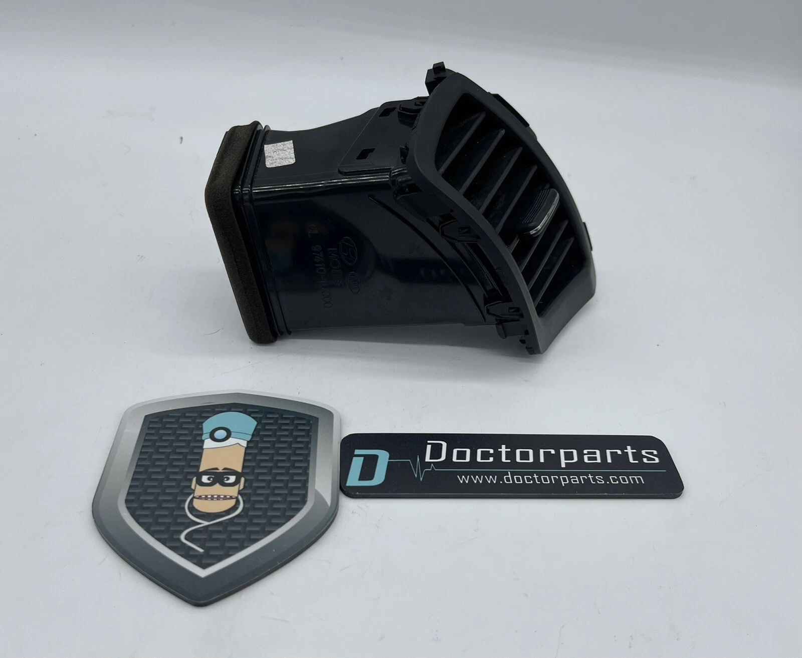 2011-2013 KIA SORENTO DASHBOARD CENTER LEFT SIDE AC A/C AIR VENT GRILLE OEM - Image 2