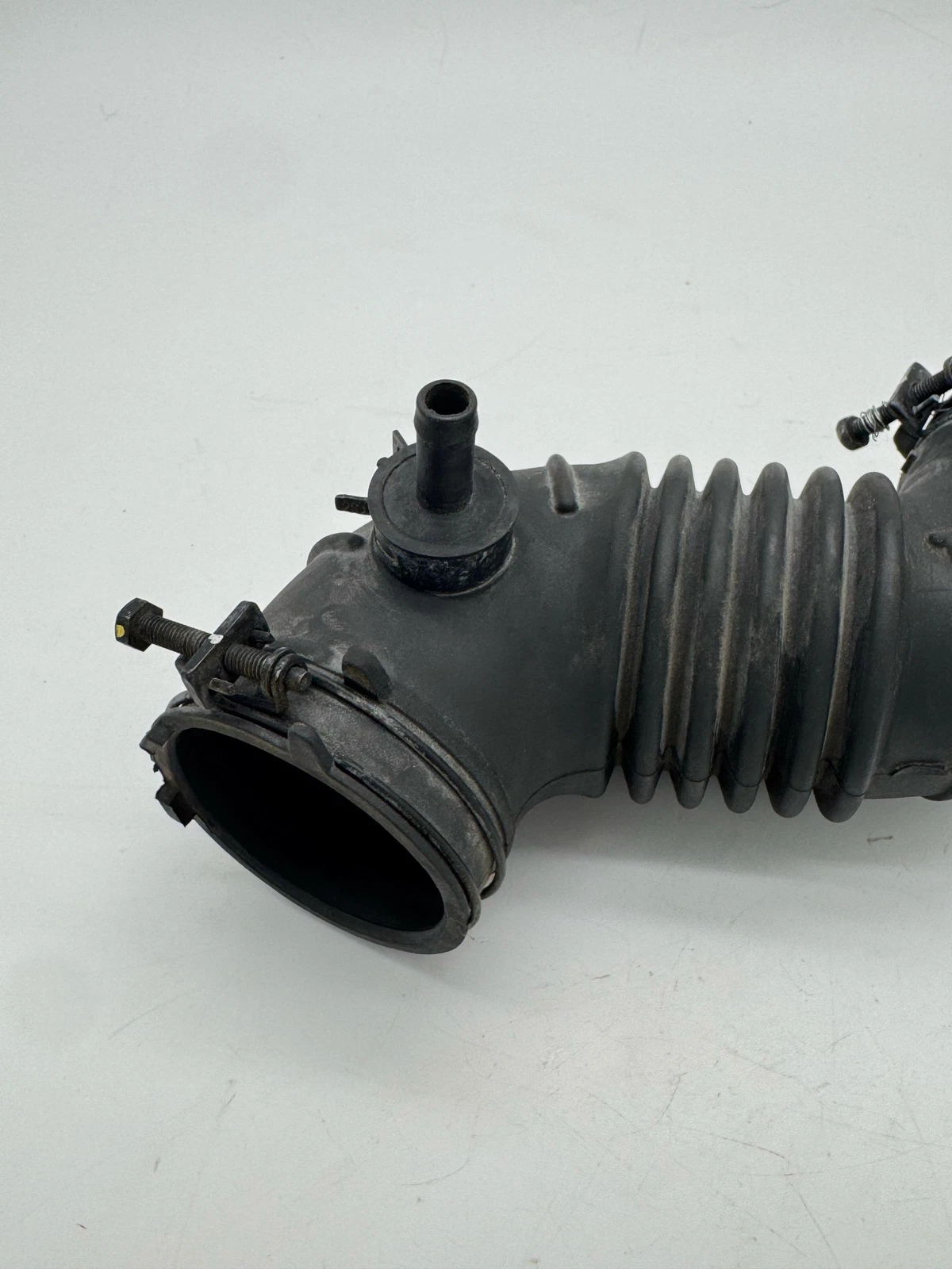2014-2018 KIA FORTE 2.0L AIR INTAKE DUCT TUBE HOSE 28140-3X300 OEM - Image 4
