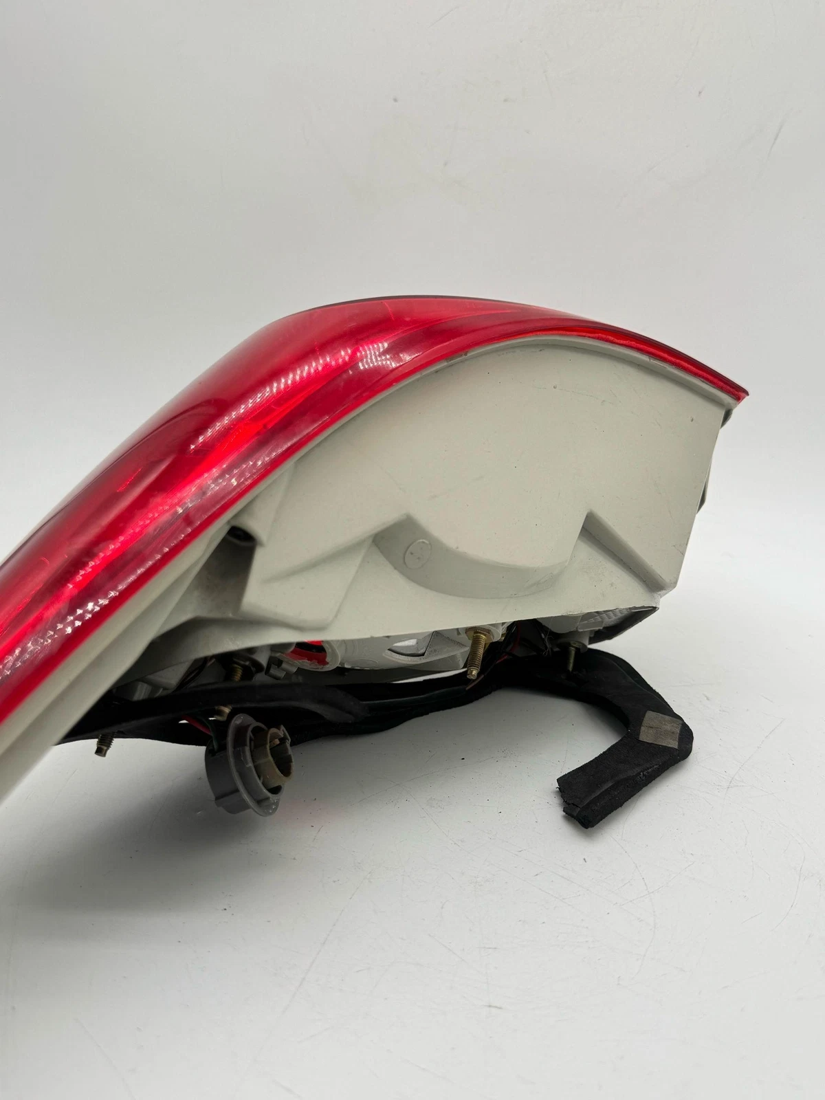 2011-2014 HYUNDAI SONATA RIGHT SIDE PASSENGER RH TAIL LIGHT OEM HY079B00CA - Image 9