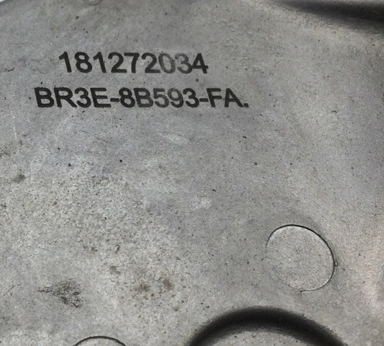 2011-2019 FORD F150 MUSTANG TRANSIT SERIE 3.5L WATER PUMP MOUNT COVER USED OEM - Image 8