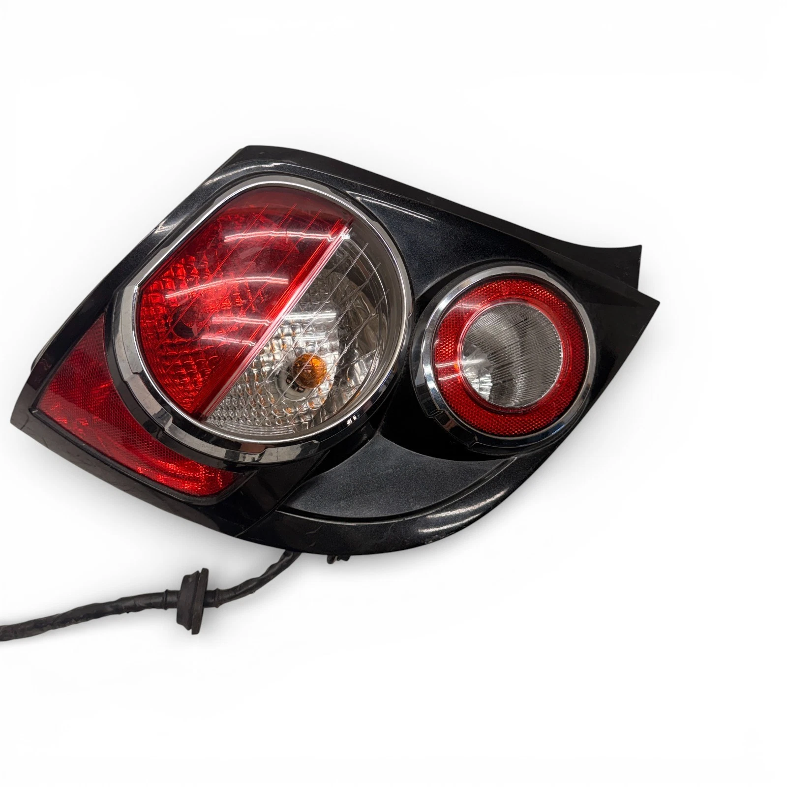 2012-2016 Chevrolet Sonic Driver Left Side Tail Light Taillight OEM, 94534063 - Image 4