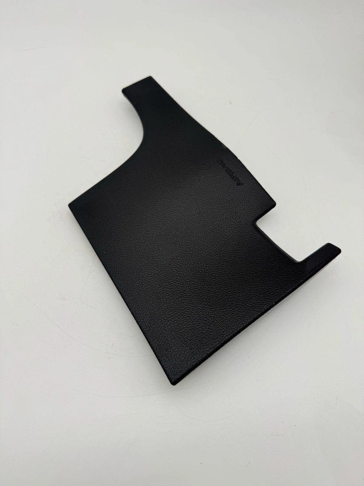 2016-2019 CHEVROLET CRUZE DASH LEFT KNEE BOLSTER COVER PANEL TRIM OEM 39018626 - Image 4