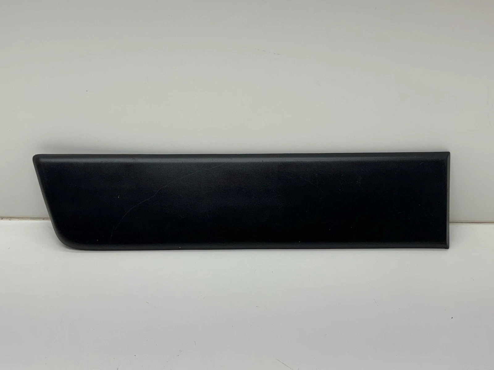 2019-2024 RAM PROMASTER 2500 3500 REAR RIGHT SIDE LOWER MOLDING OEM 1306612070 - Image 4