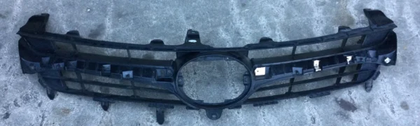 2017-2020 TOYOTA CAMRY FRONT UPPER BUMPER GRILLE BLACK USED OEM. 53114-06061