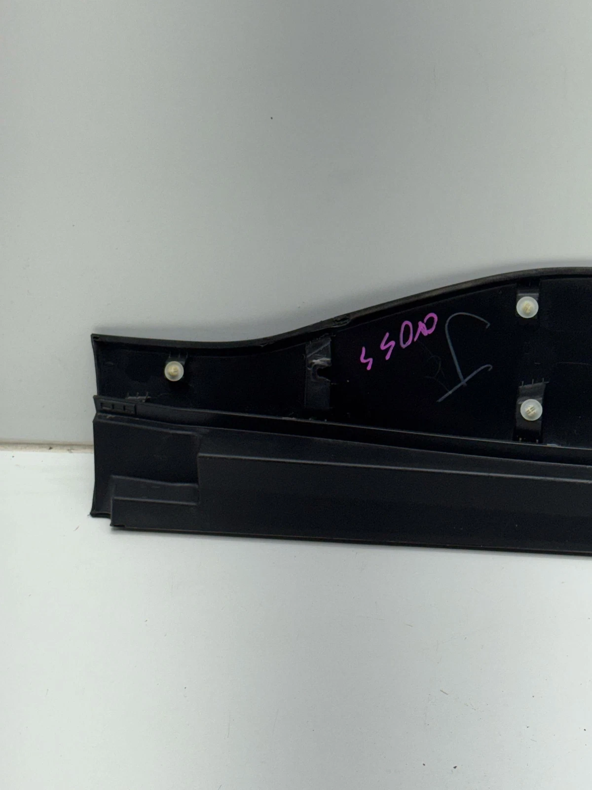 22-2024 TOYOTA COROLLA CROSS REAR LEFT DRIVER DOOR LOWER MOLDING OEM 750780A041 - Image 8
