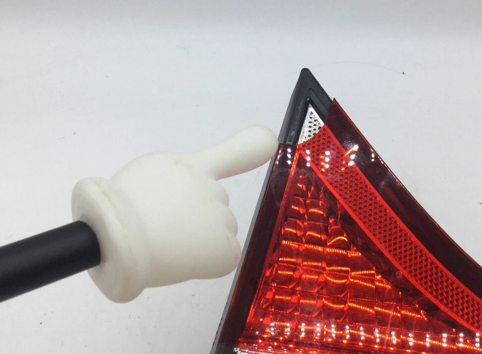 2016-2018 TOYOTA COROLLA PASSENGER INNER TRUNK TAILLIGHT LAMP RIGHT RH USED OEM - Image 6
