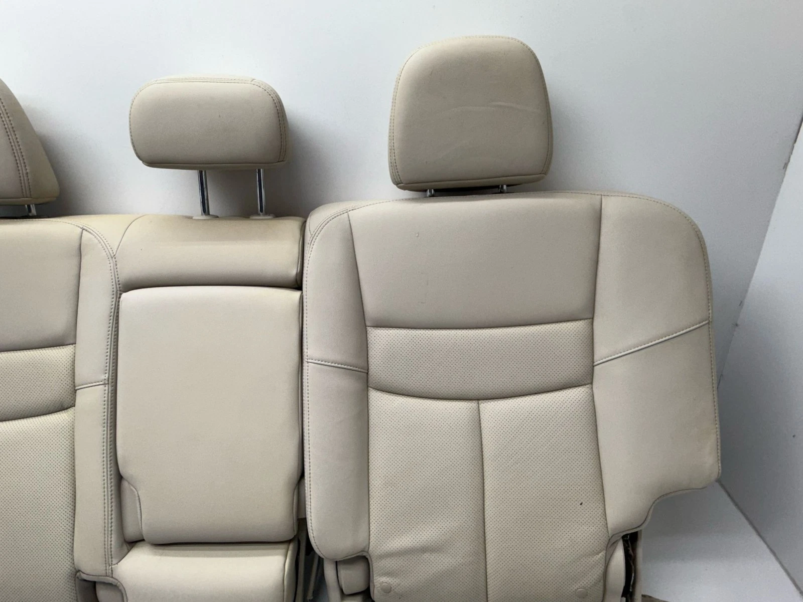 2018-2024 NISSAN MURANO REAR 2ND ROW UPPER CUSHION SEAT OEM - Image 2