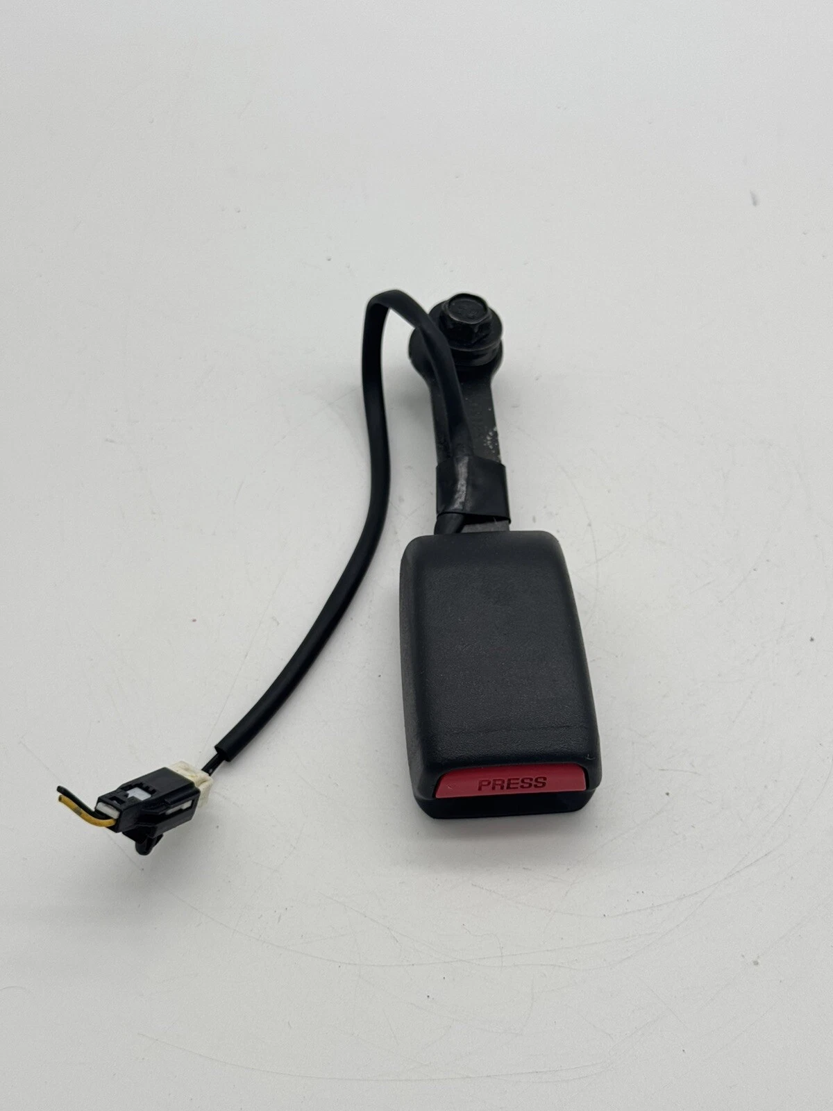 2014-2024 INFINITI QX80 FRONT RIGHT PASSENGER SIDE SEAT BELT BUCKLE OEM BLACK - Image 5