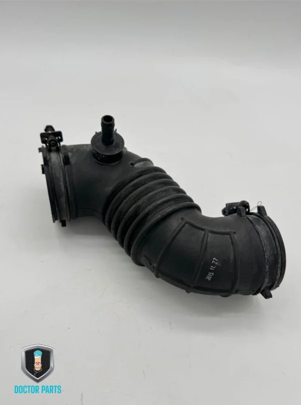 2014-2018 KIA FORTE 2.0L AIR INTAKE DUCT TUBE HOSE 28140-3X300 OEM