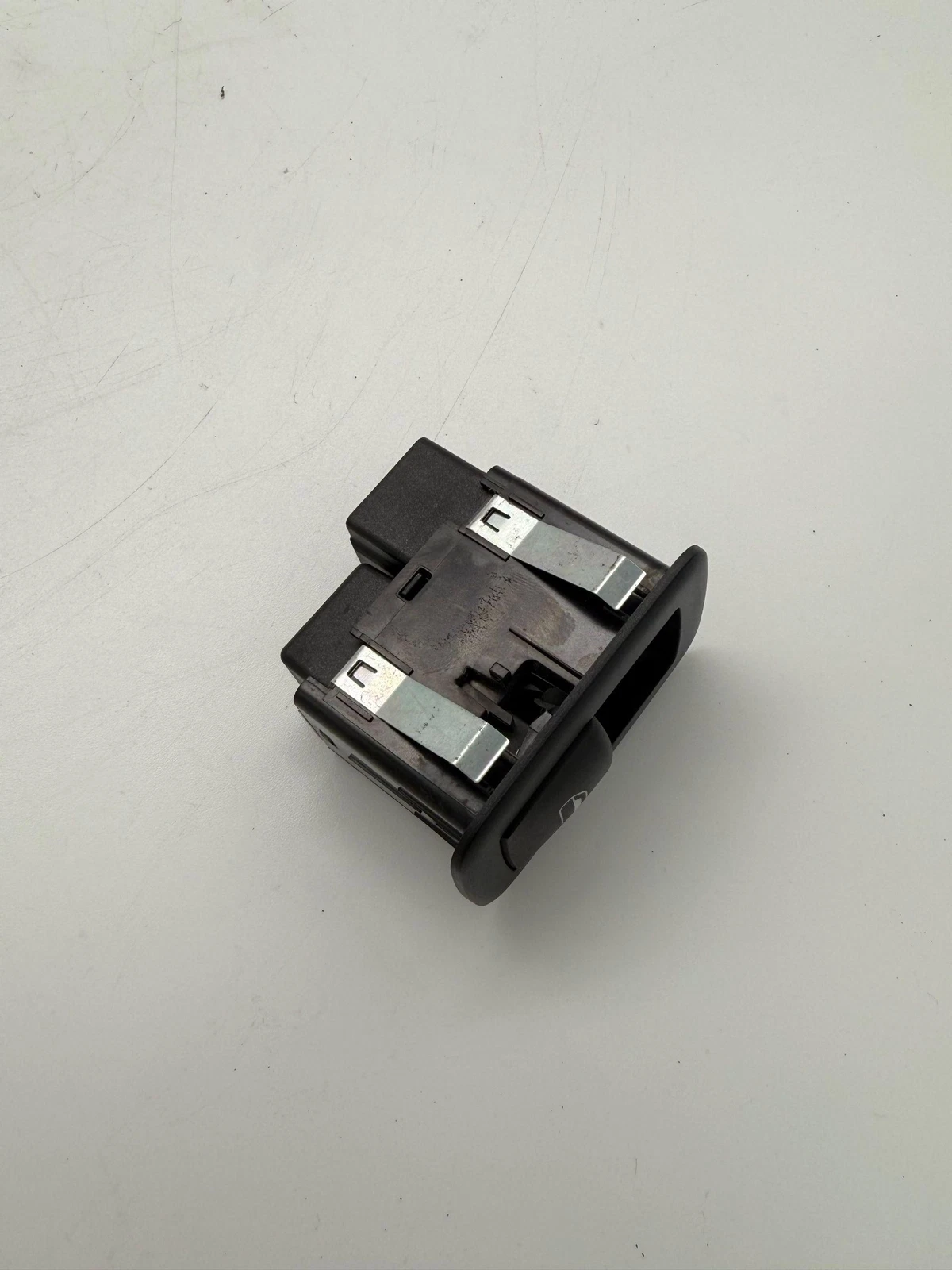 2014-2019 JEEP CHEROKEE RIGHT WINDOW SWITCH OEM 68214156AA - Image 9