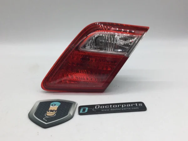 TOYOTA CAMRY 2007-2009 TAILLIGHT PASSENGER SIDE INNER TRUNK USED OEM RIGHT RH