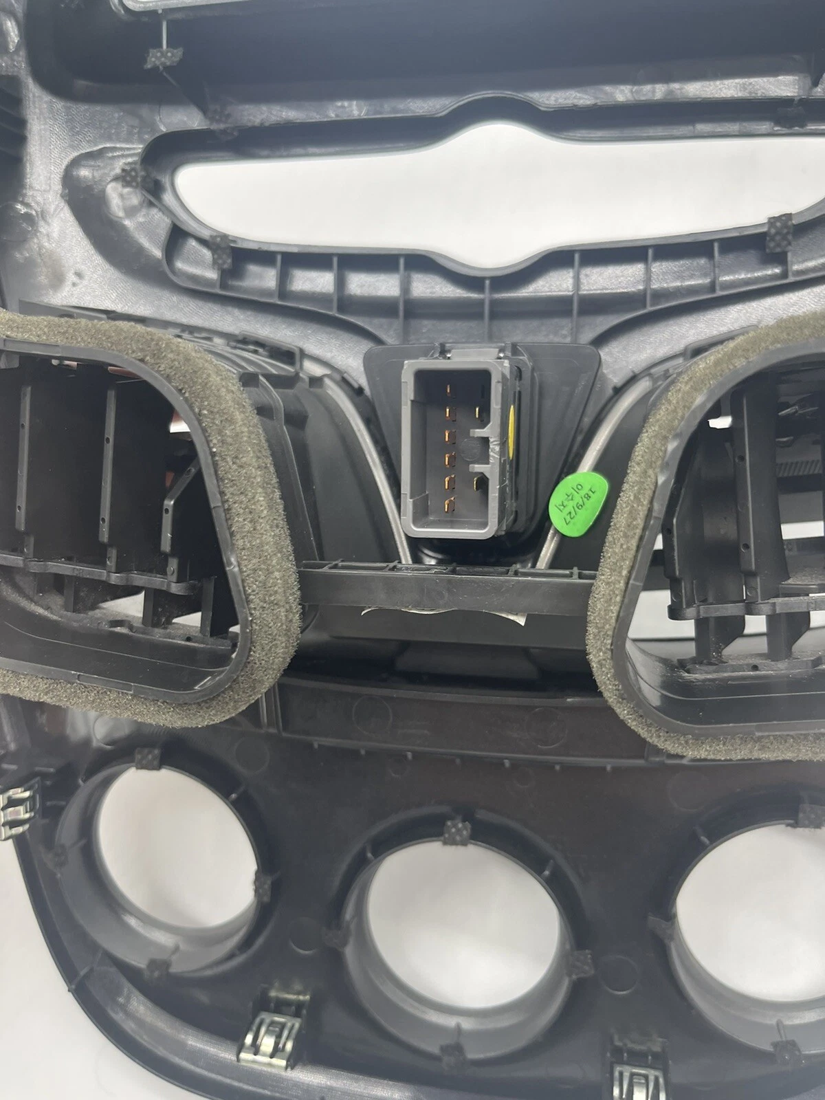2016-2019, CHEVY SPARK RADIO BEZEL WITH VENTS AND HAZARD SWITCH OEM🔷 - Image 7