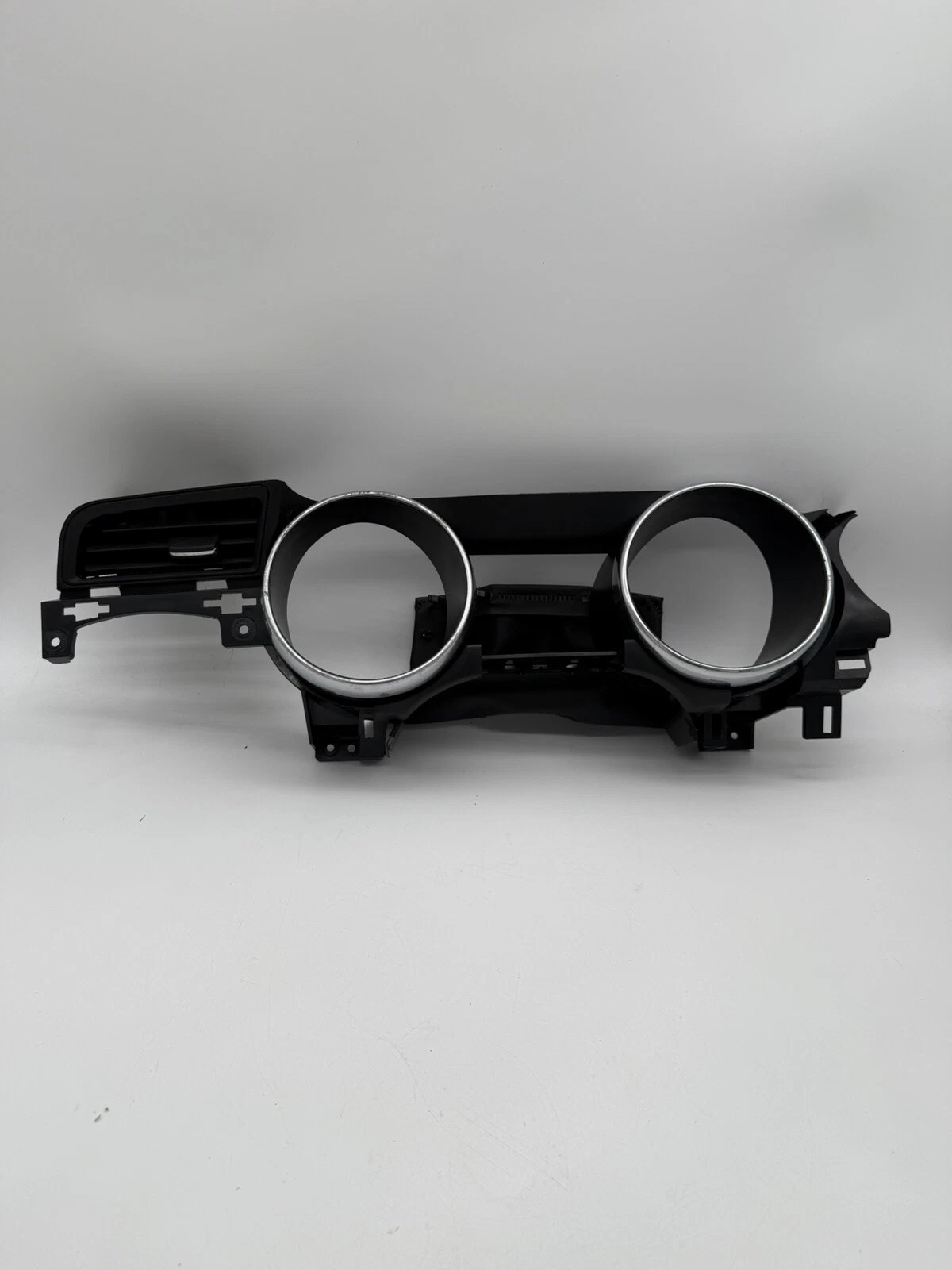 2018 - 2023 FORD MUSTANG RWD DASH LEFT AIR VENT SPEEDOMETER BEZEL OEM BLACK - Image 3