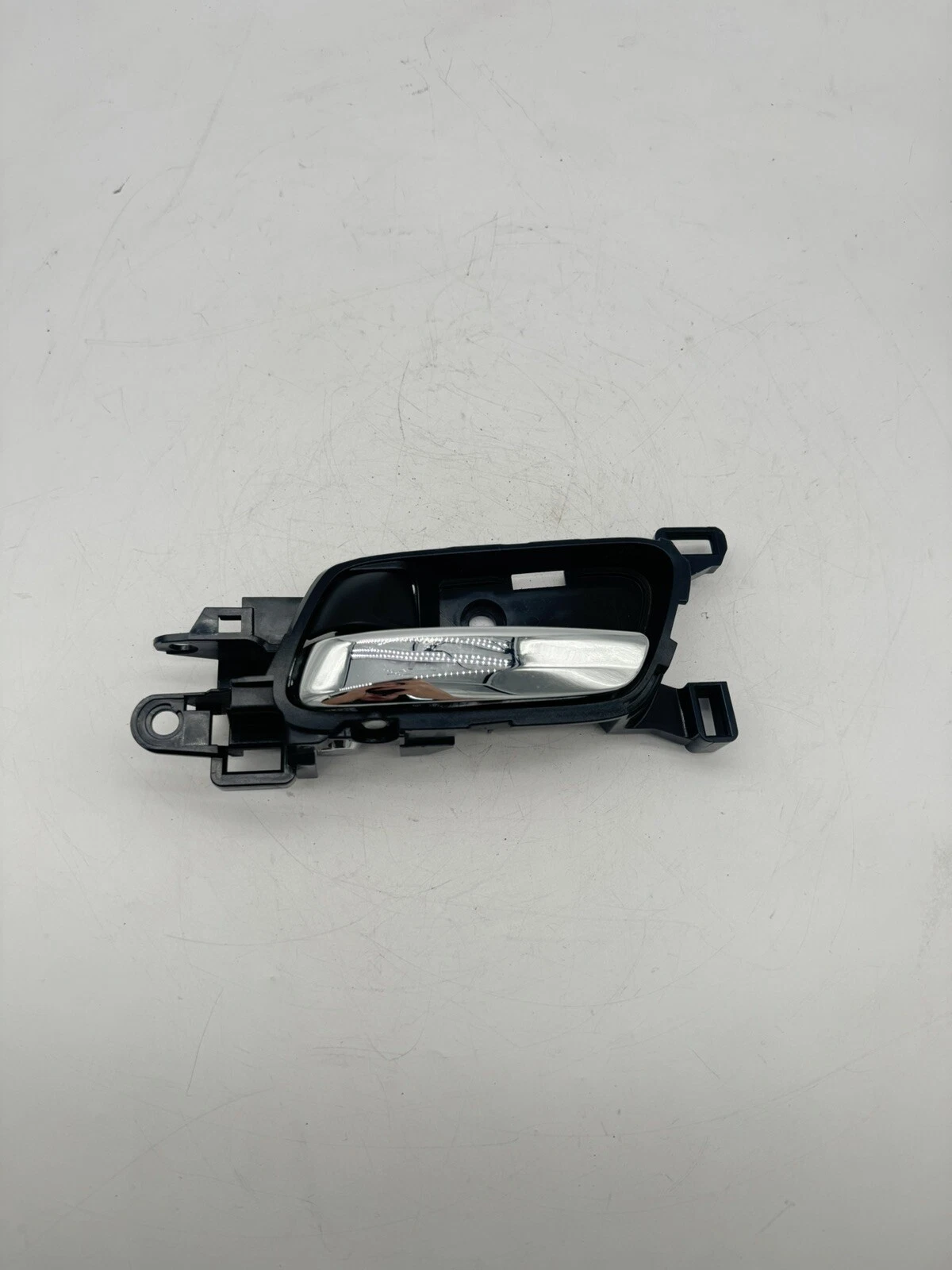 2017 HONDA ACCORD INNER DOOR HANDLE BLACK HOUSING WITH CHROME DRIVER SIDE OEM - Image 4