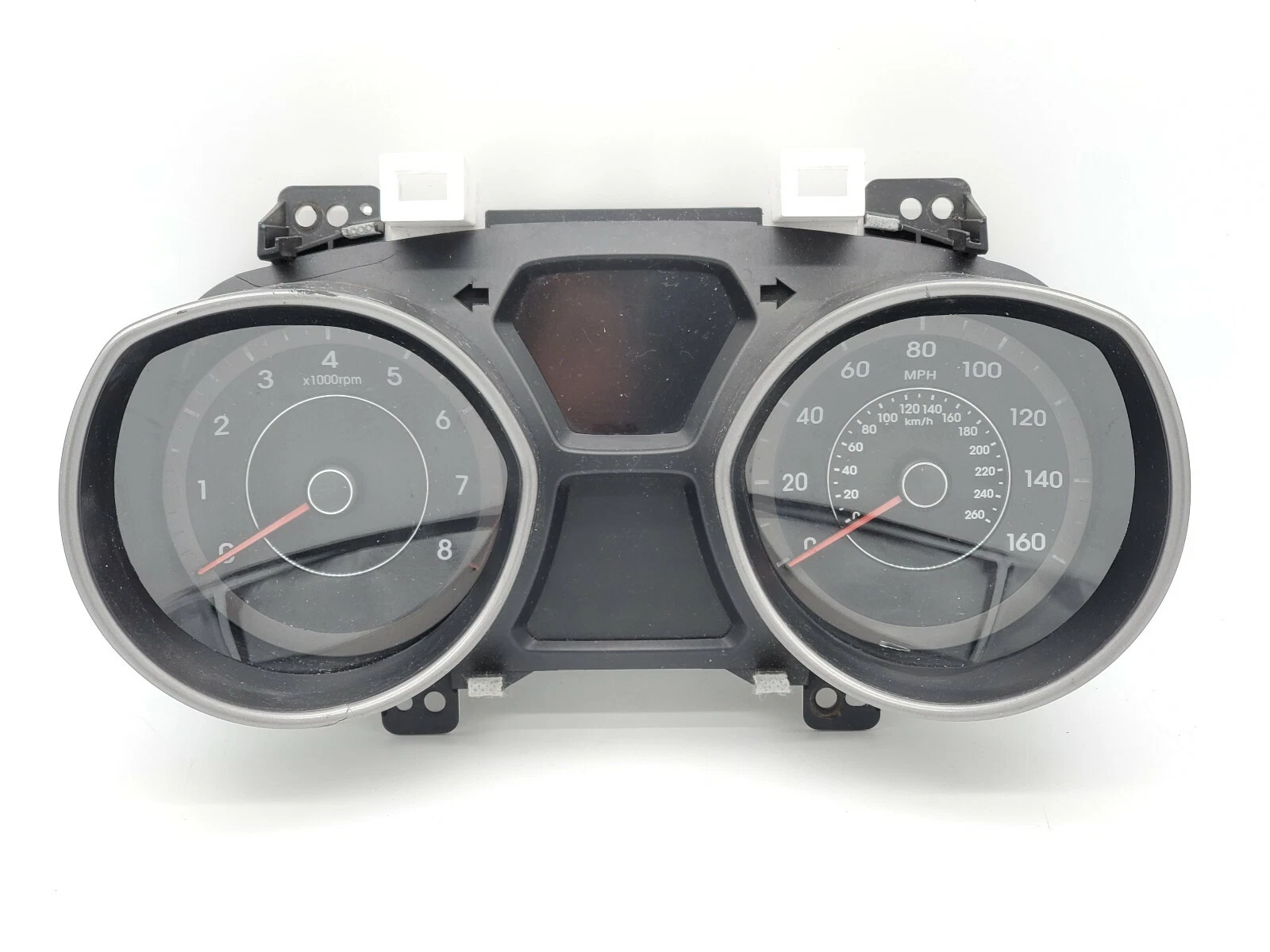 2013 Hyundai Elantra Sedan AT Instrument Cluster Speedometer Gauge