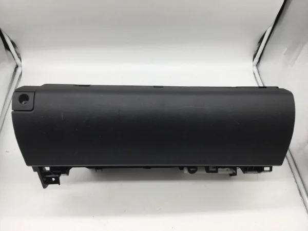 2017 Toyota Camry Glove Box