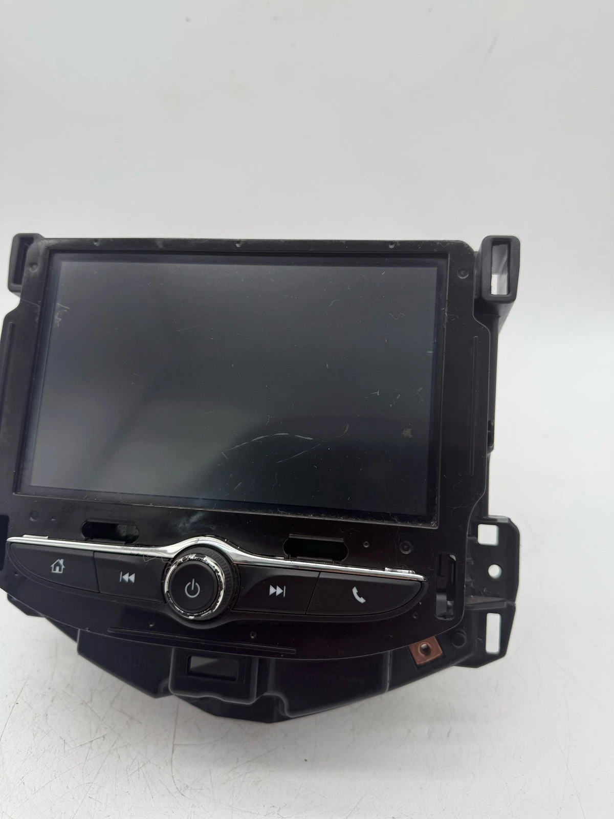 2018 2019 CHEVROLET SONIC/TRAX RADIO RECEIVER AM FM DISPLAY SCREEN OEM 84610605 - Image 9