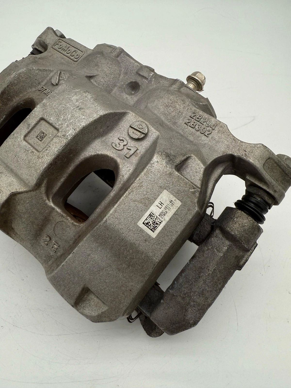 2020-2022 FORD EXPLORER FRONT LH DRIVER BRAKE CALIPER OEM NB5C-2011-AA OEM - Image 6