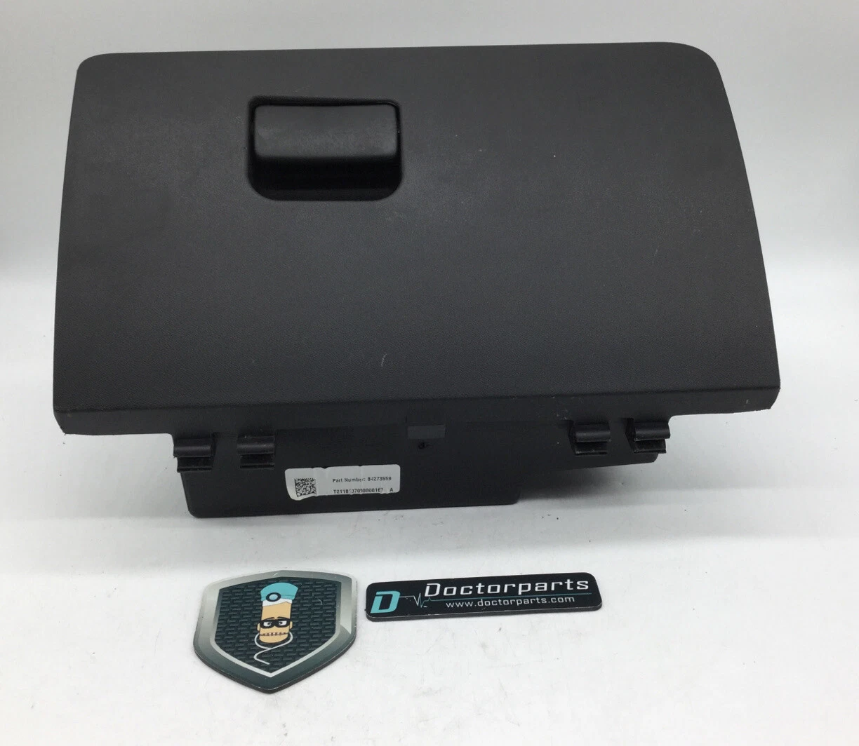 2018-2019 CHEVROLET EQUINOX DASH DASHBOARD BOX STORAGE COMPARTMENT USED OEM