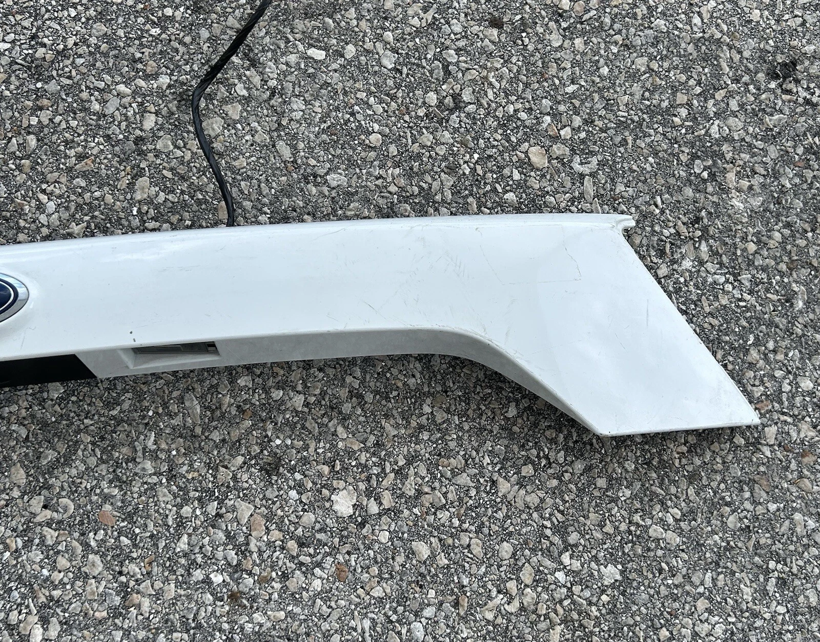 2017-2019 FORD ESCAPE REAR TAILGATE TRIM MOLDING HANDLE WITH CAMERA GENUINE OEM - Image 5