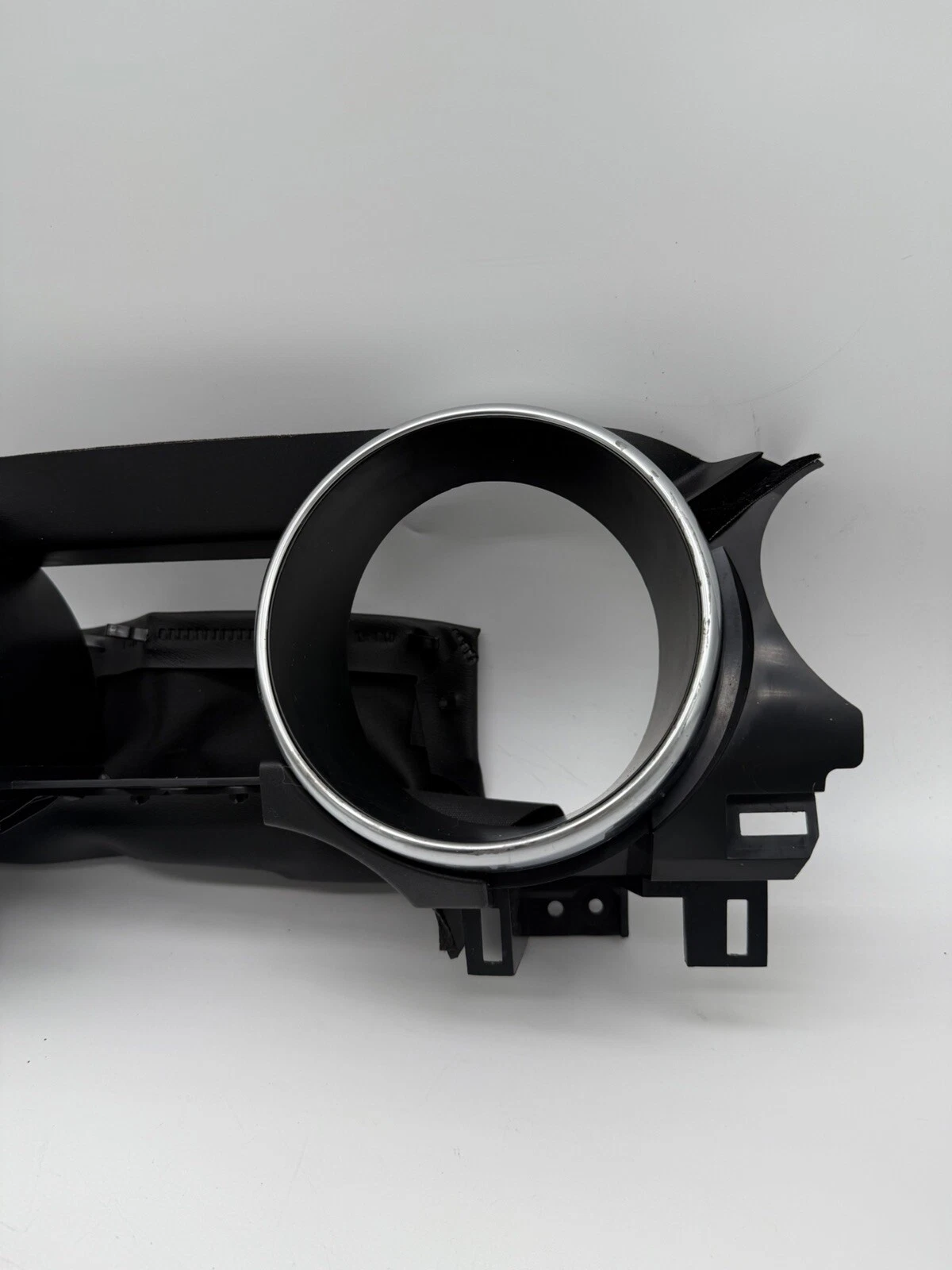 2018 - 2023 FORD MUSTANG RWD DASH LEFT AIR VENT SPEEDOMETER BEZEL OEM BLACK - Image 6