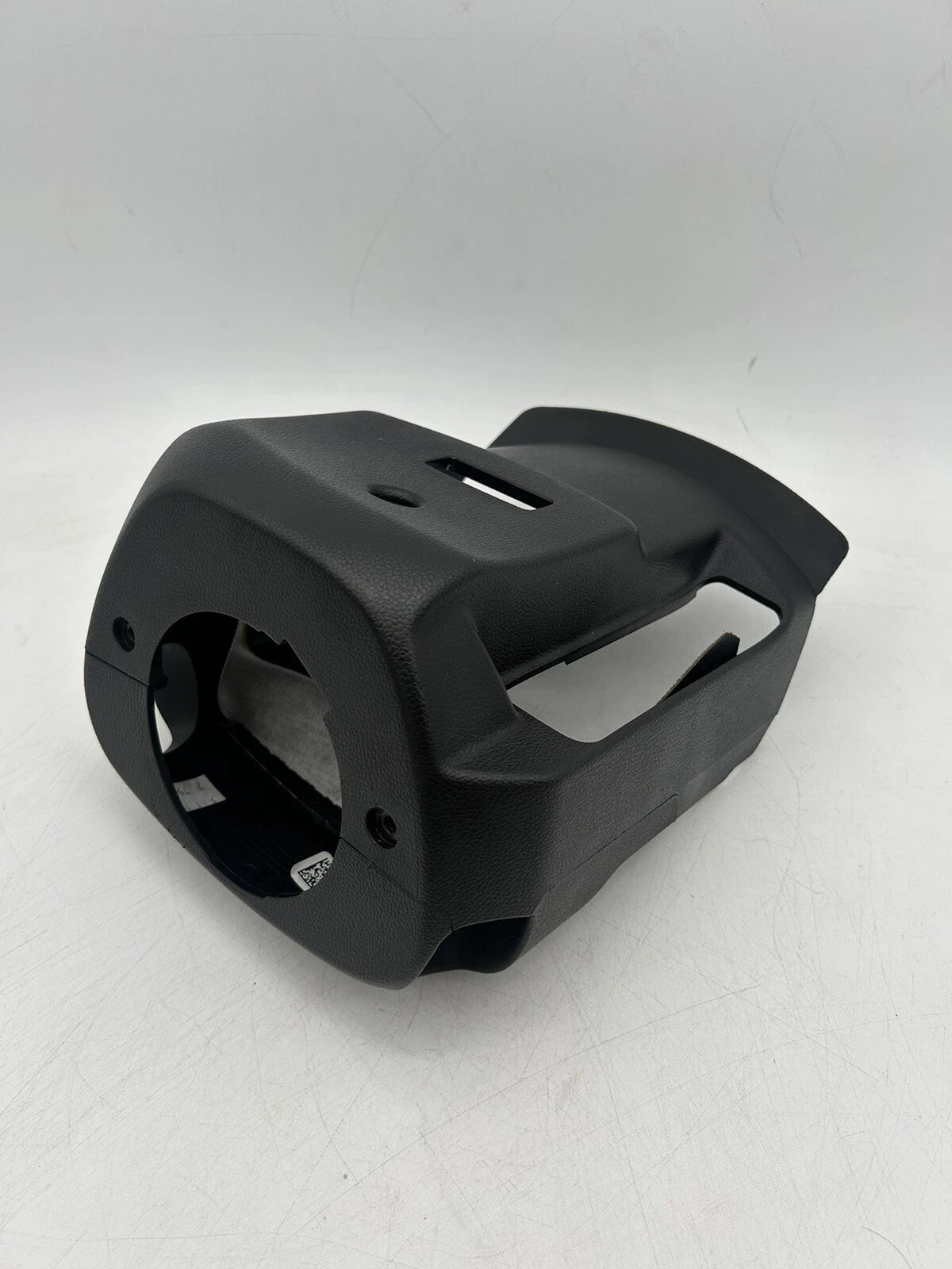 2012-2018 Chevrolet Sonic Steering Column Cover 95153792 OEM - Image 3