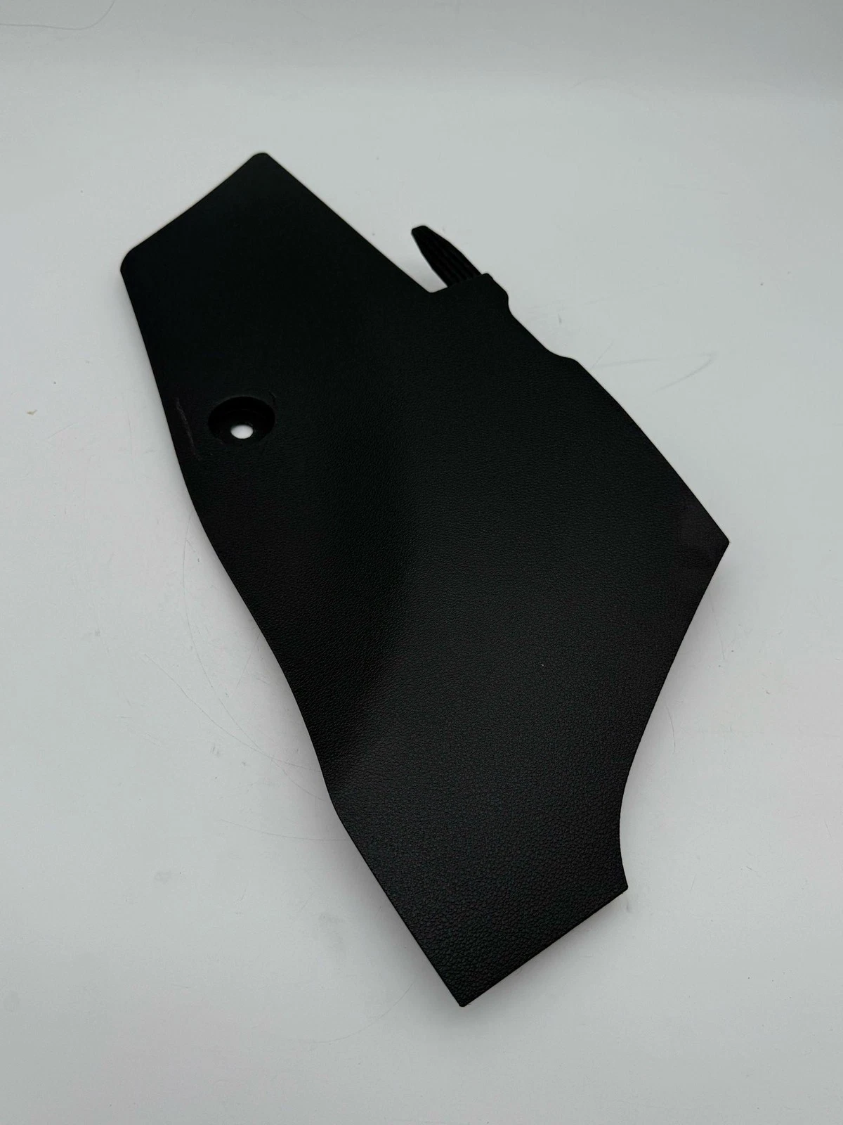 2012-2018 CHEVROLET SONIC LEFT LH CONSOLE PANEL 5046688 OEM - Image 2