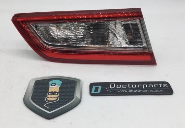 2012-2014 TOYOTA CAMRY REAR LEFT SIDE REAR DRIVER INNER TAILLIGHT LAMP OEM