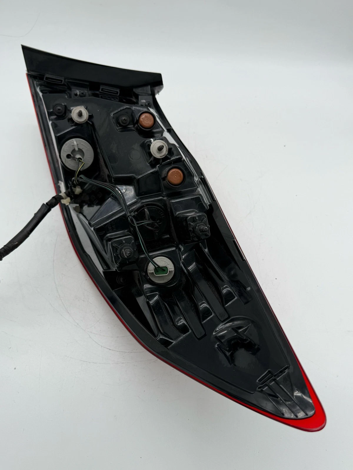 2019- 2020 HYUNDAI ELANTRA LH DRIVER REAR HALOGEN TAIL LIGHT OEM 92401-F3500 - Image 6