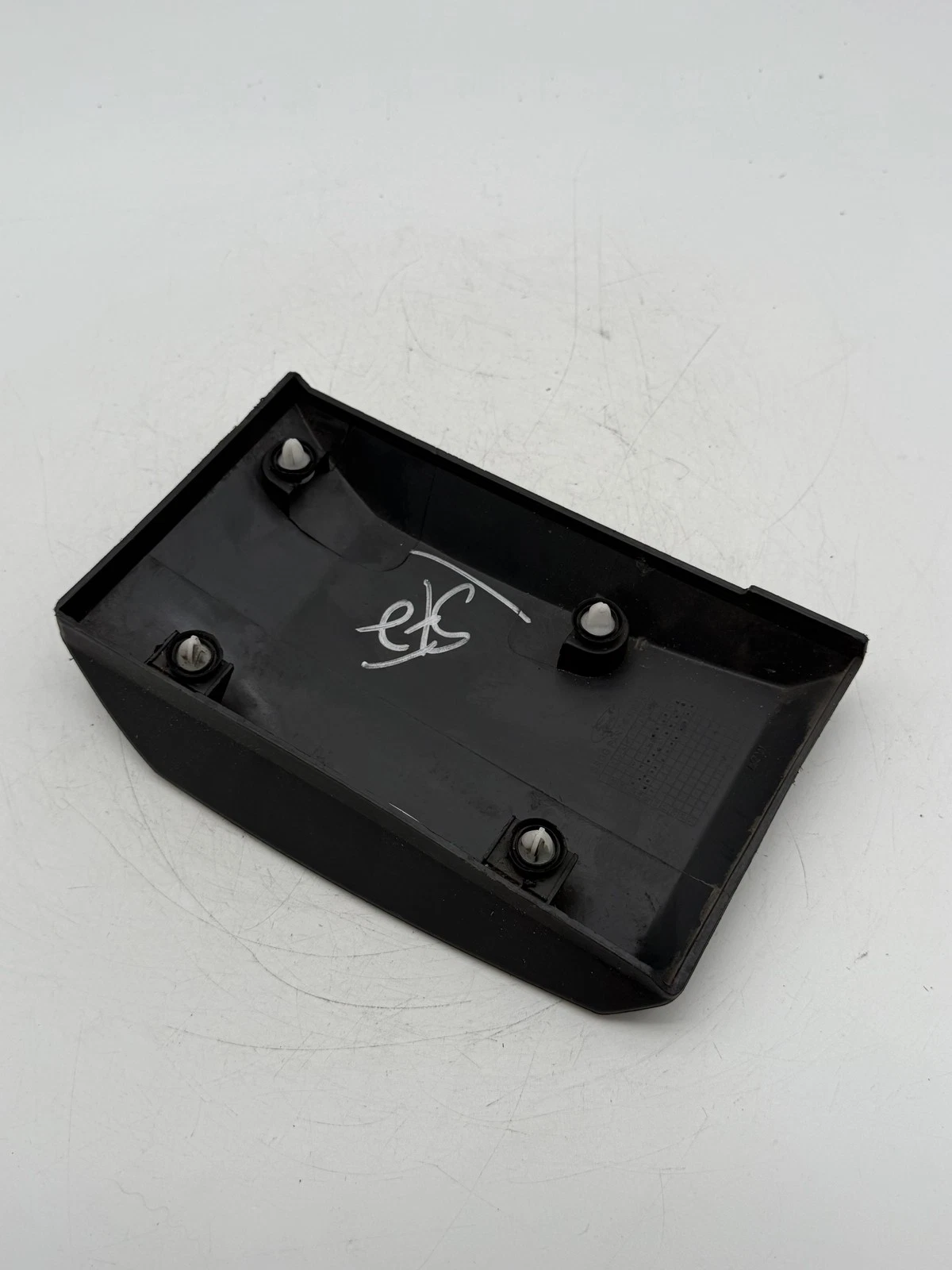 2015-2019 Ford Transit 150 LEFT DRIVER SIDE PILLAR MOLDING OEM BK31-V29427-ACW - Image 3
